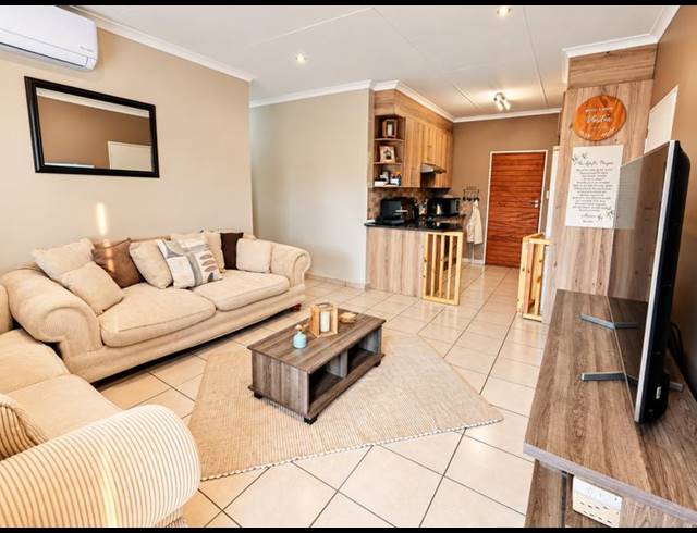 3 BEDROOM HOUSE FOR SALE IN NGWENYA RIVER ESTATE